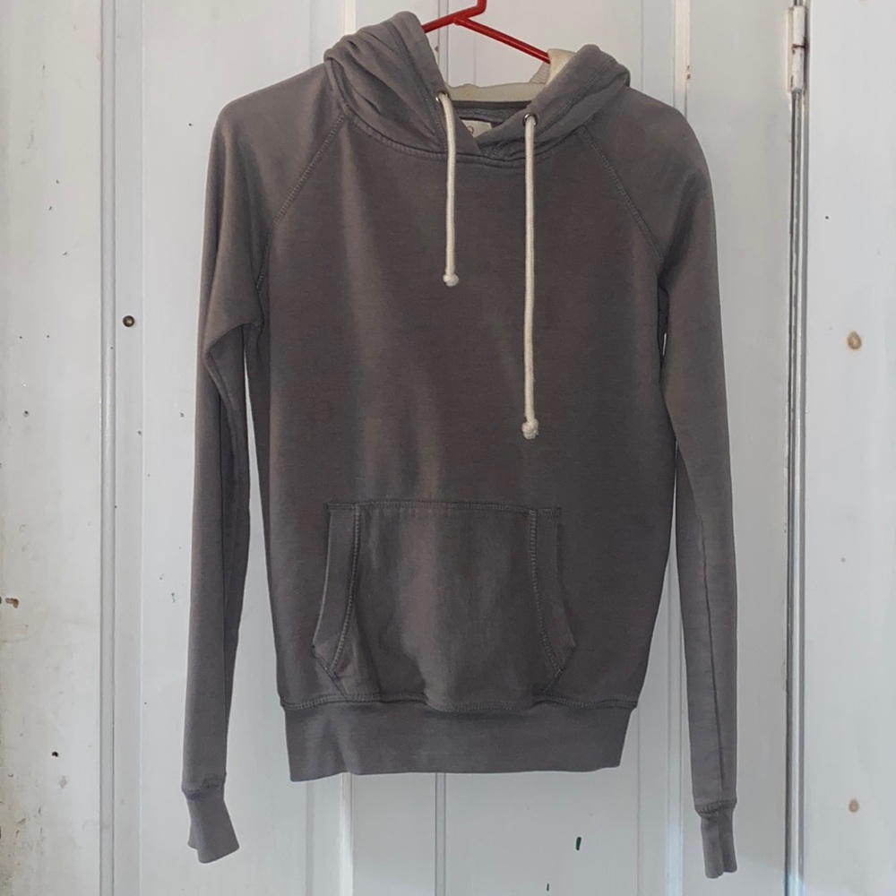 Gray sweatshirt